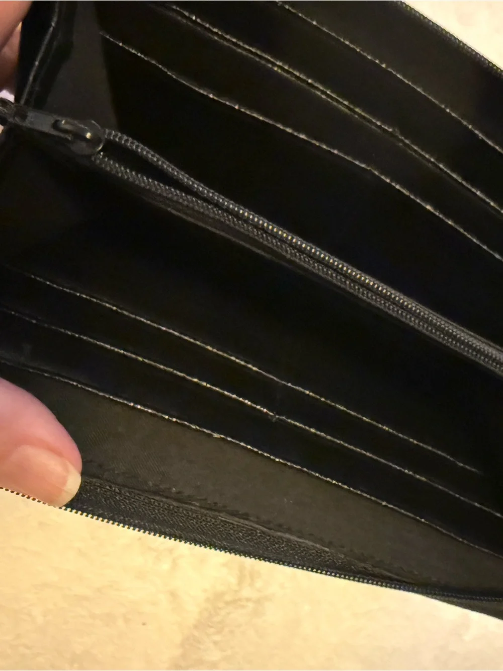 Black Leather Zip Wallet - Unbranded